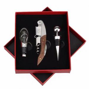 TC-B035   wine gift set ,gift box (card) with 3-pcs wine accessories