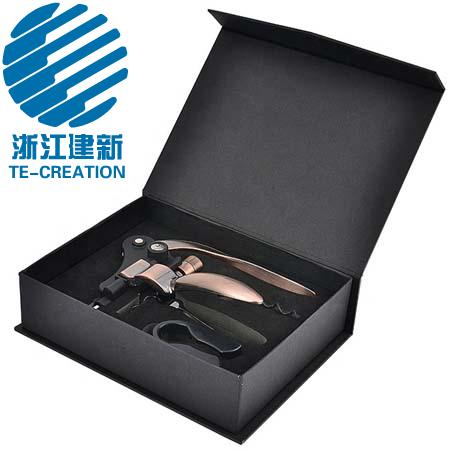 TC-B113  Deluxe Corkscrew set , Gift box with 4-pcs wine accessories