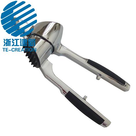 TC-K736  Portable Safety Fruit Vegetable Crusher Tools Manual Garlic Press