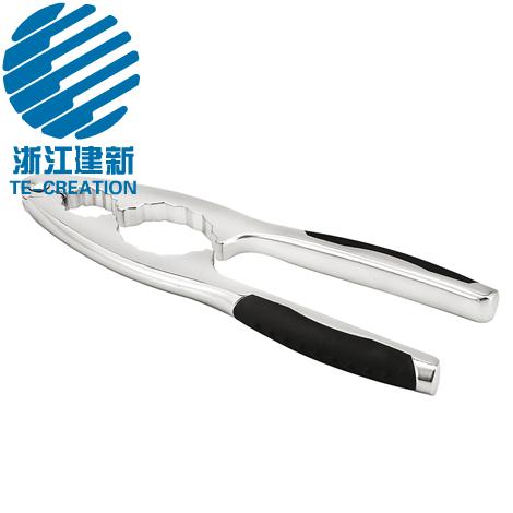 TC-KN131  High Quality Kitchen Tools Nut Cracker